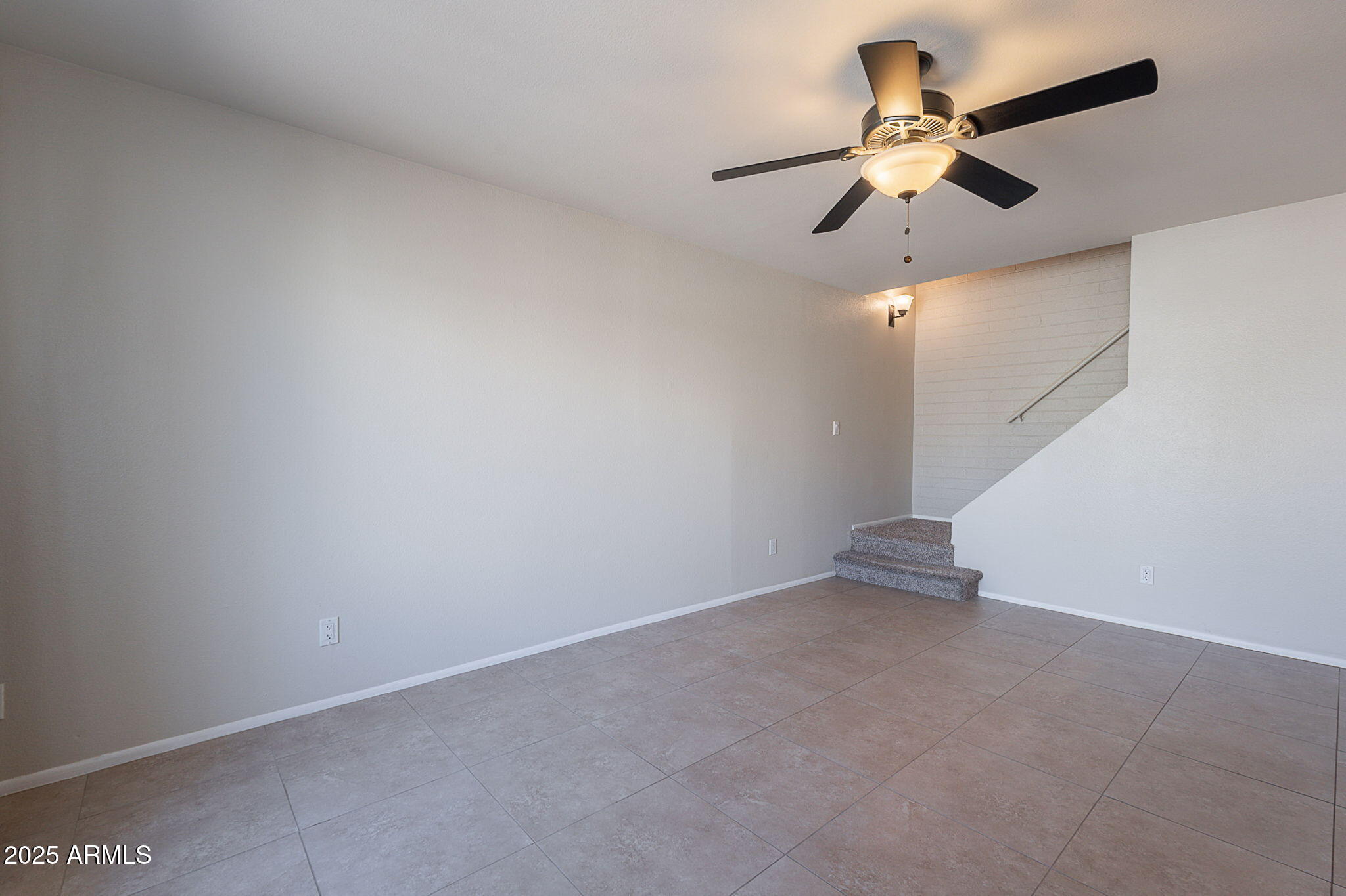 7830 E VALLEY VISTA Drive