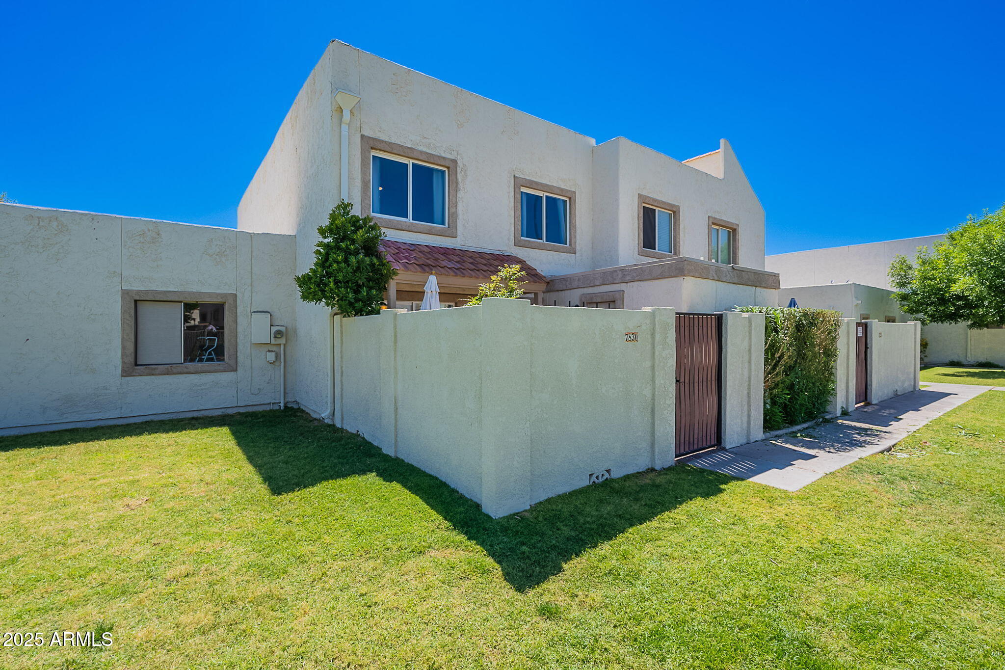 7830 E VALLEY VISTA Drive