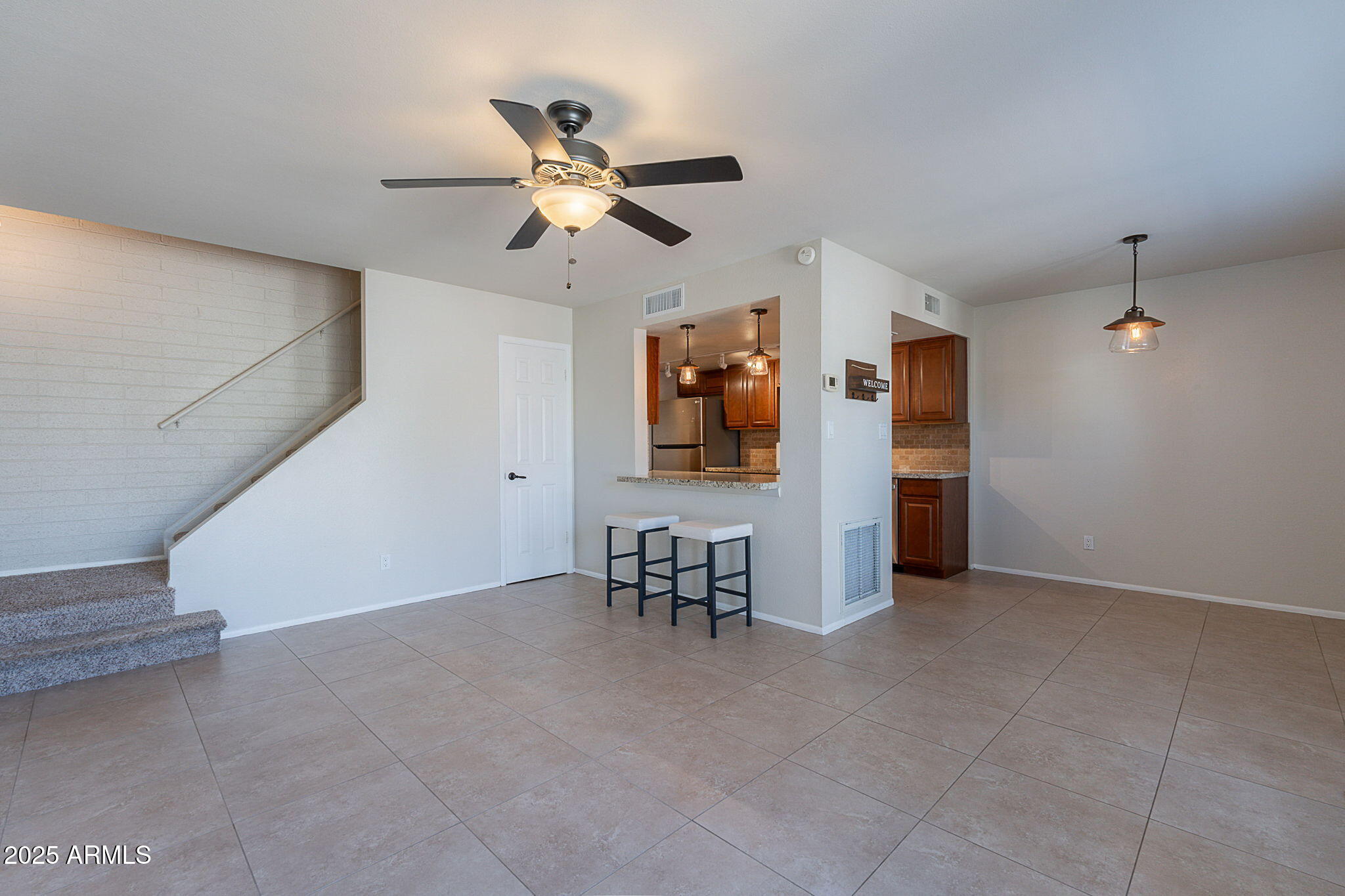 7830 E VALLEY VISTA Drive