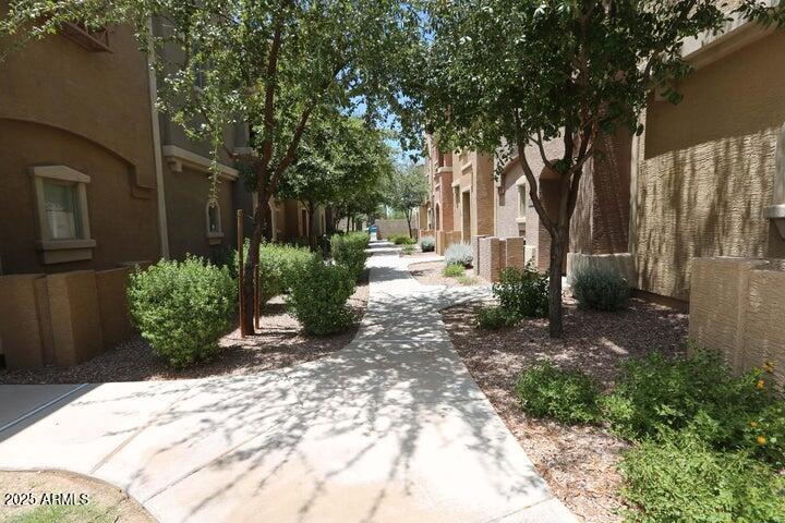 240 W JUNIPER Avenue 1015