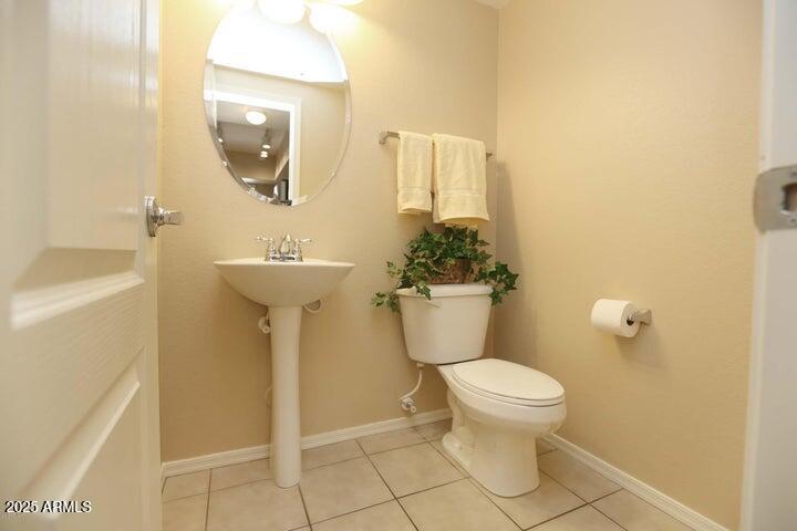 240 W JUNIPER Avenue 1015