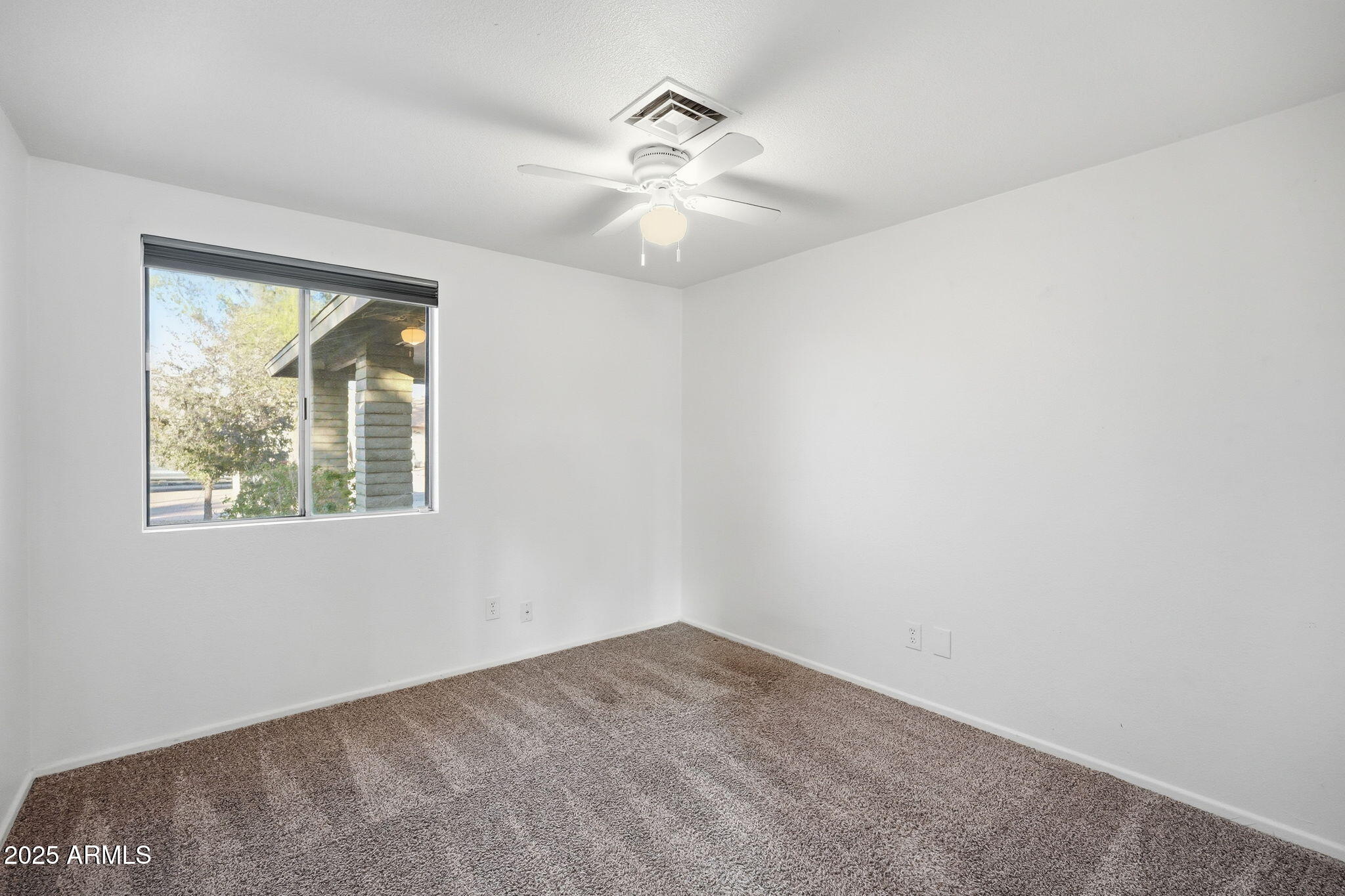 1513 W COLT Road