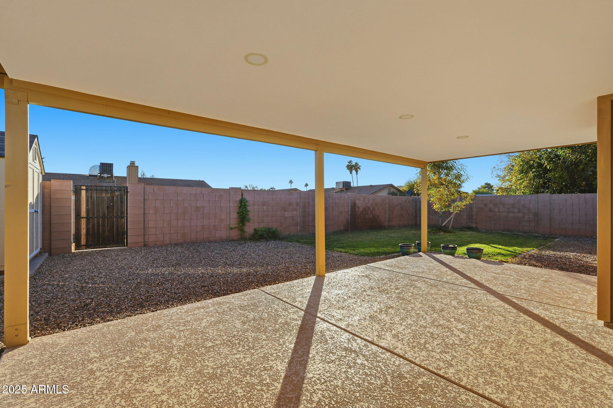 1513 W COLT Road