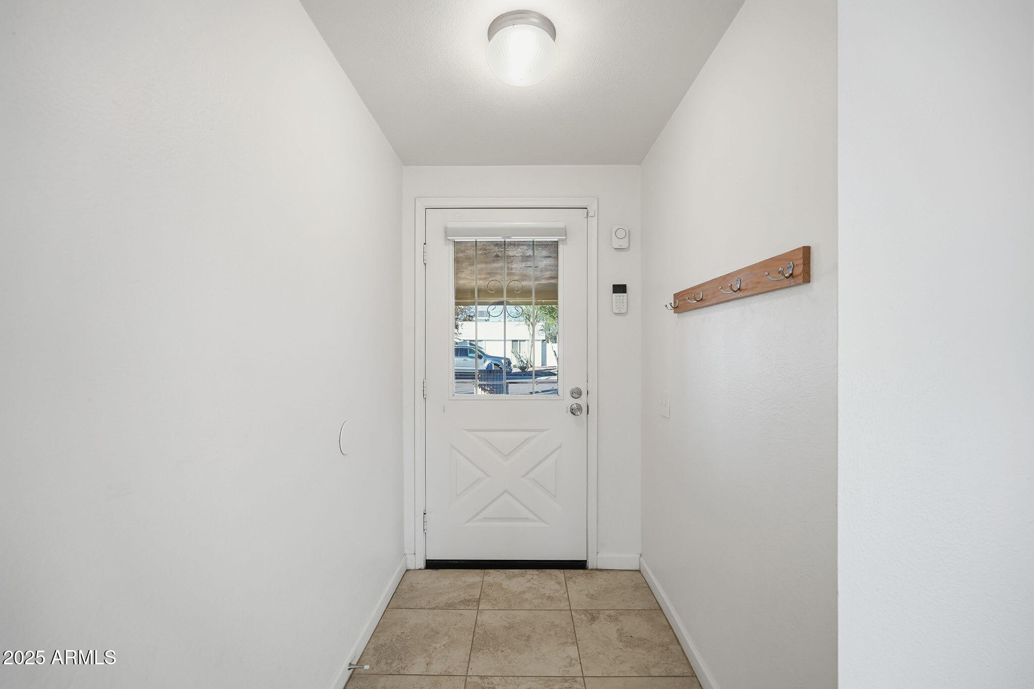 1513 W COLT Road