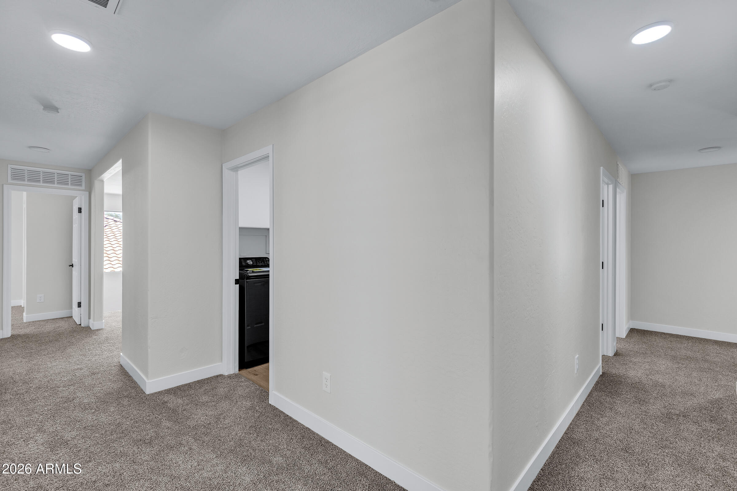 3854 S CALDERON