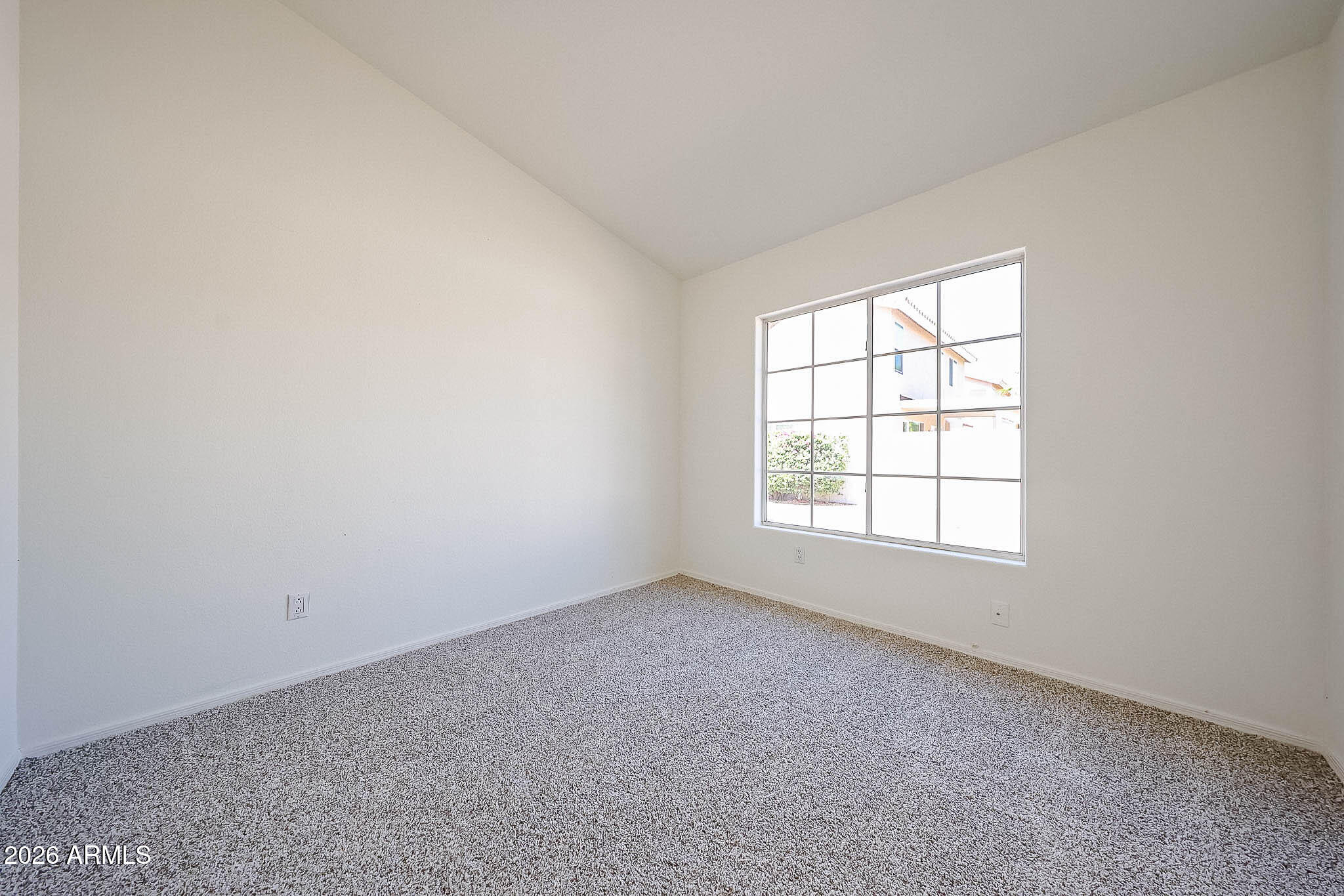 3800 W LINDA Lane