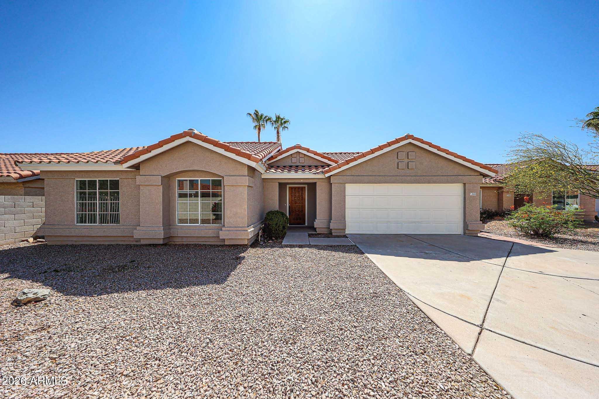 3800 W LINDA Lane