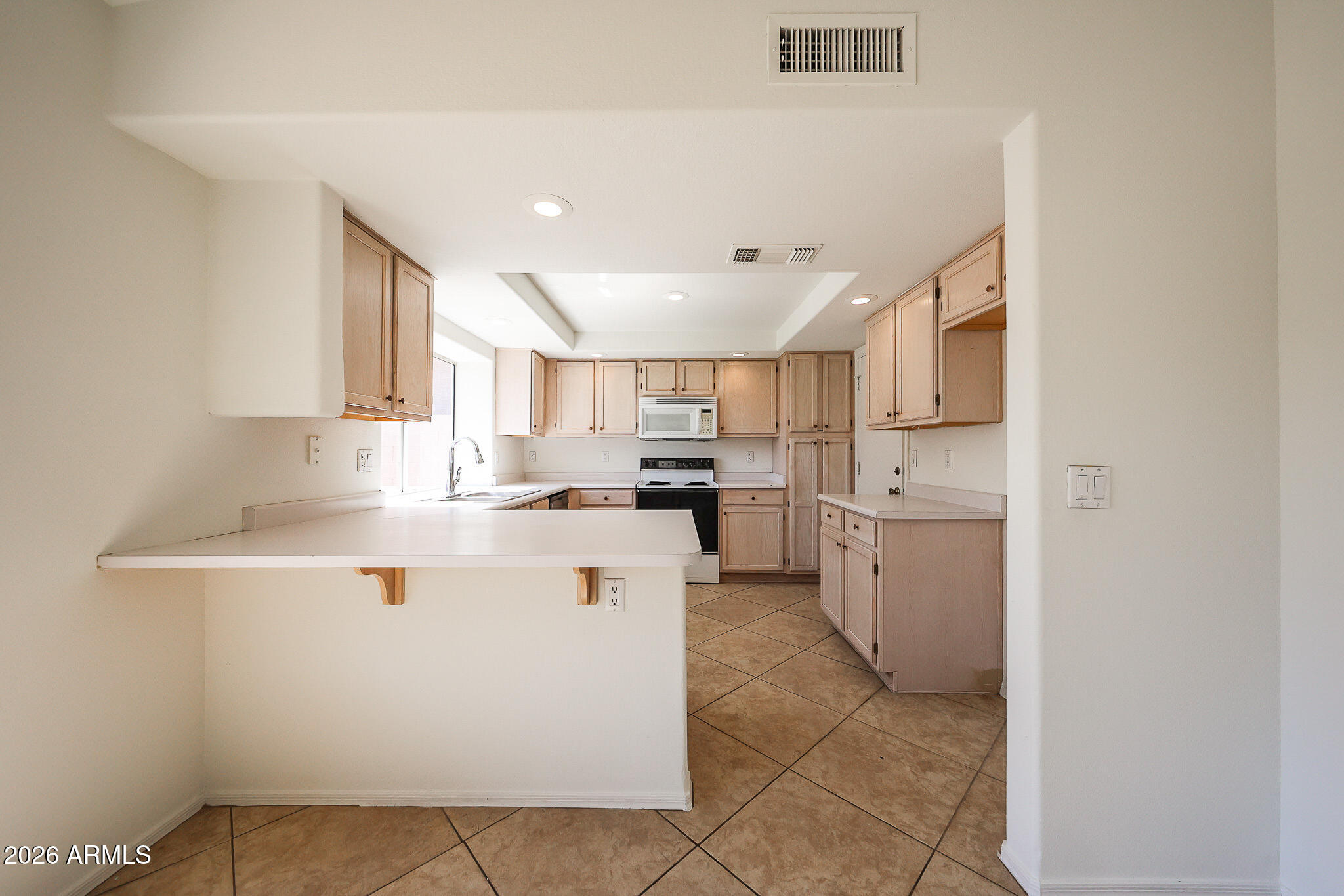 3800 W LINDA Lane