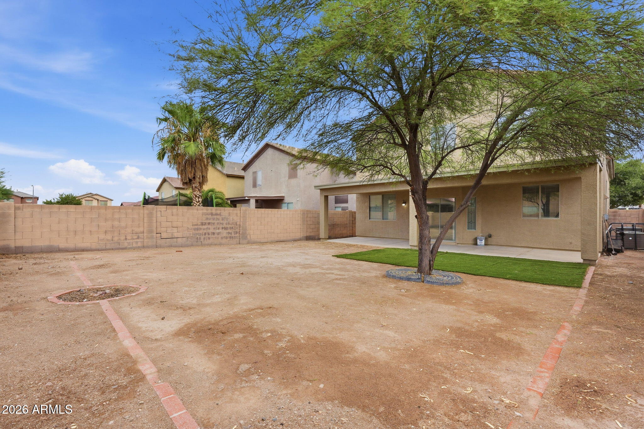 3725 W SAINT ANNE Avenue