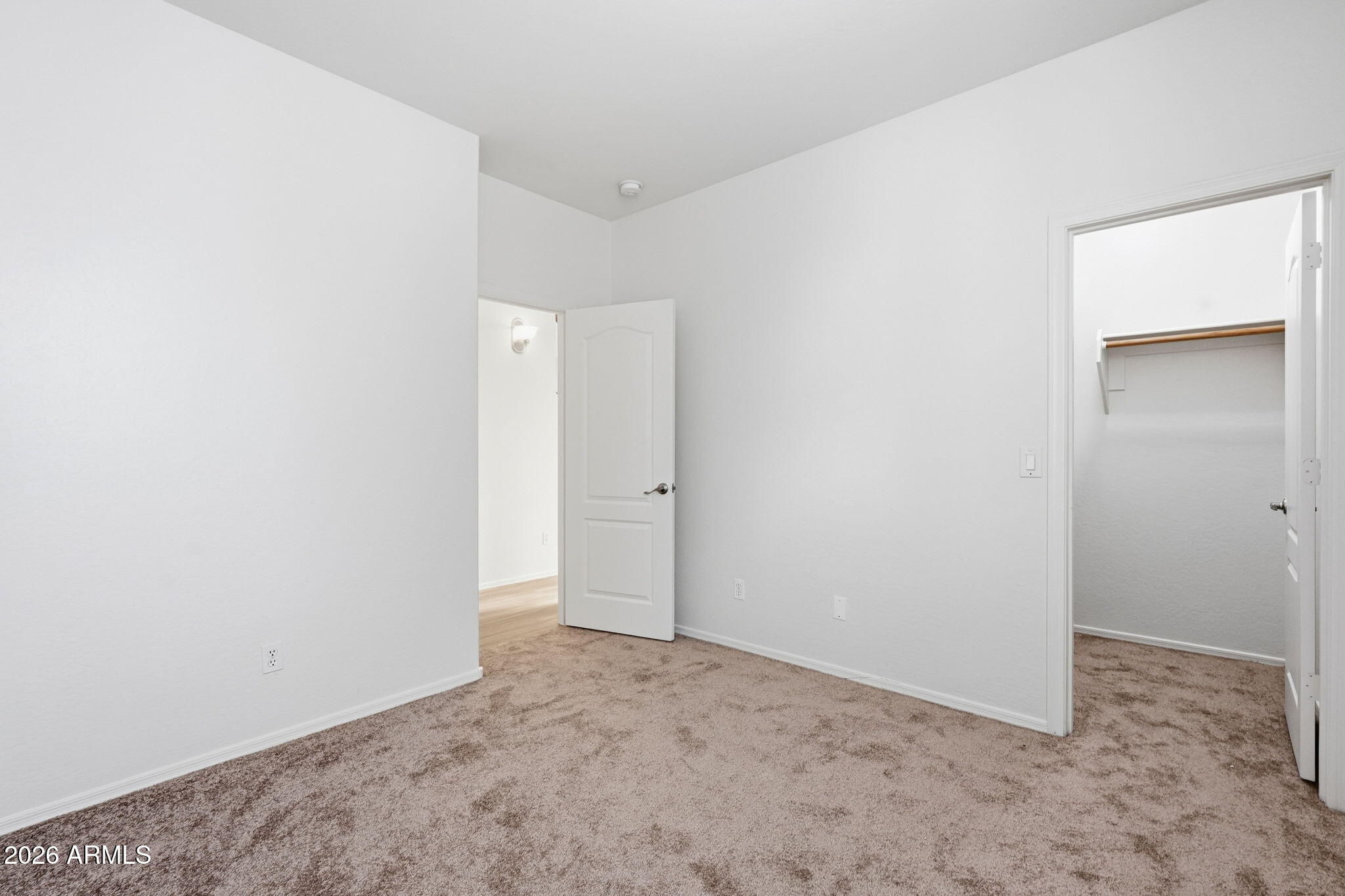 3725 W SAINT ANNE Avenue