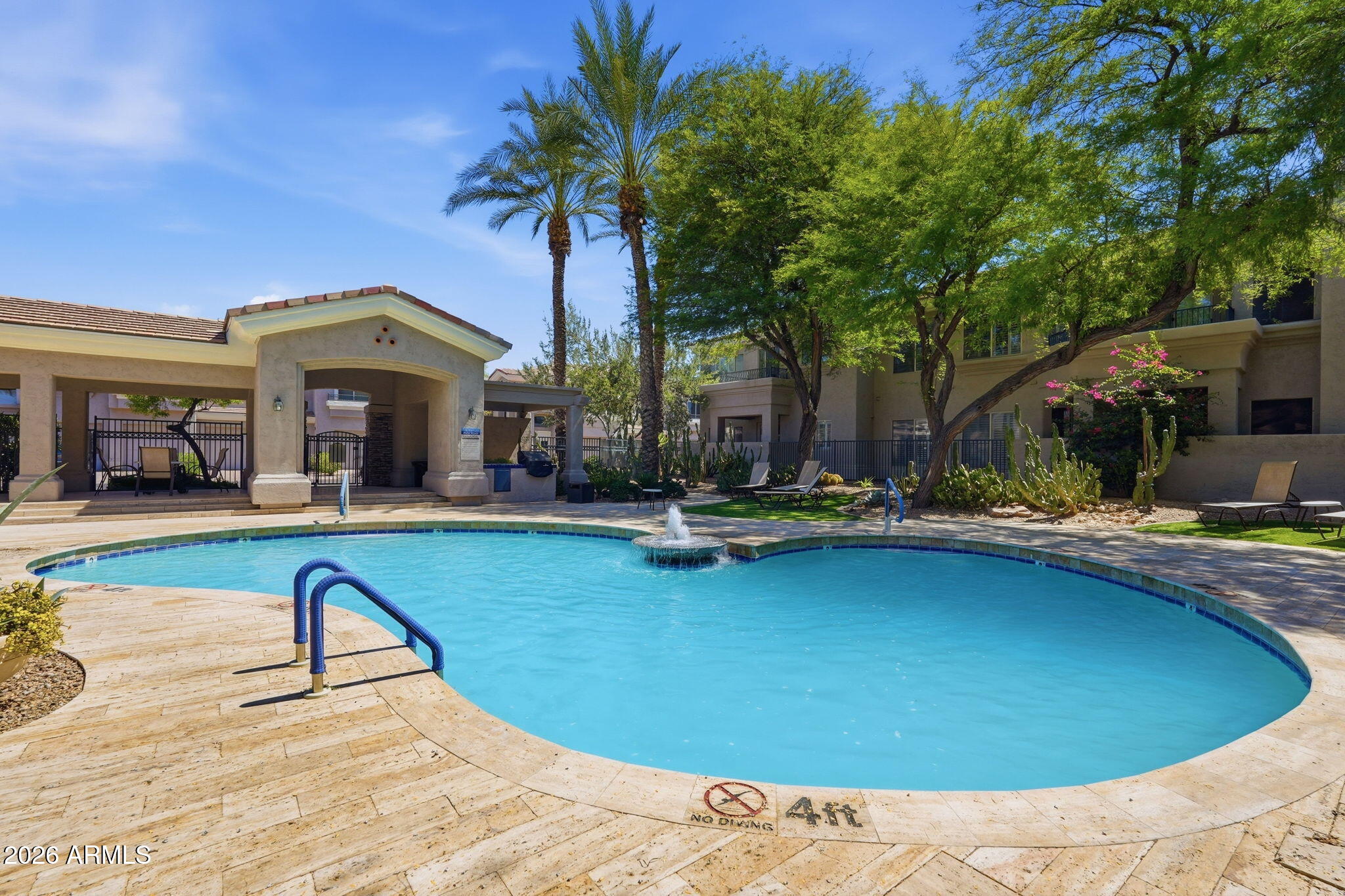 8180 E SHEA Boulevard 1006