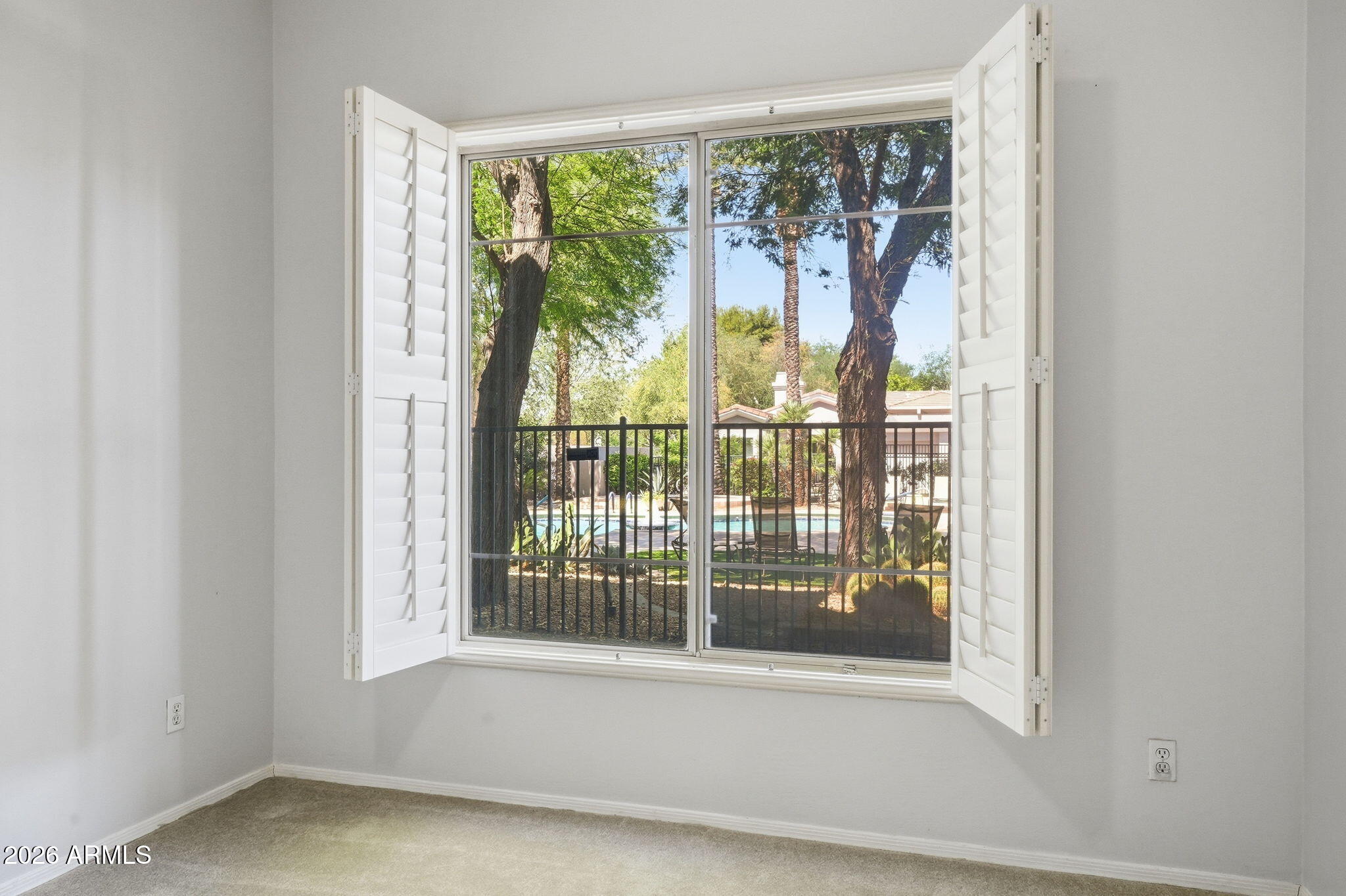 8180 E SHEA Boulevard 1006
