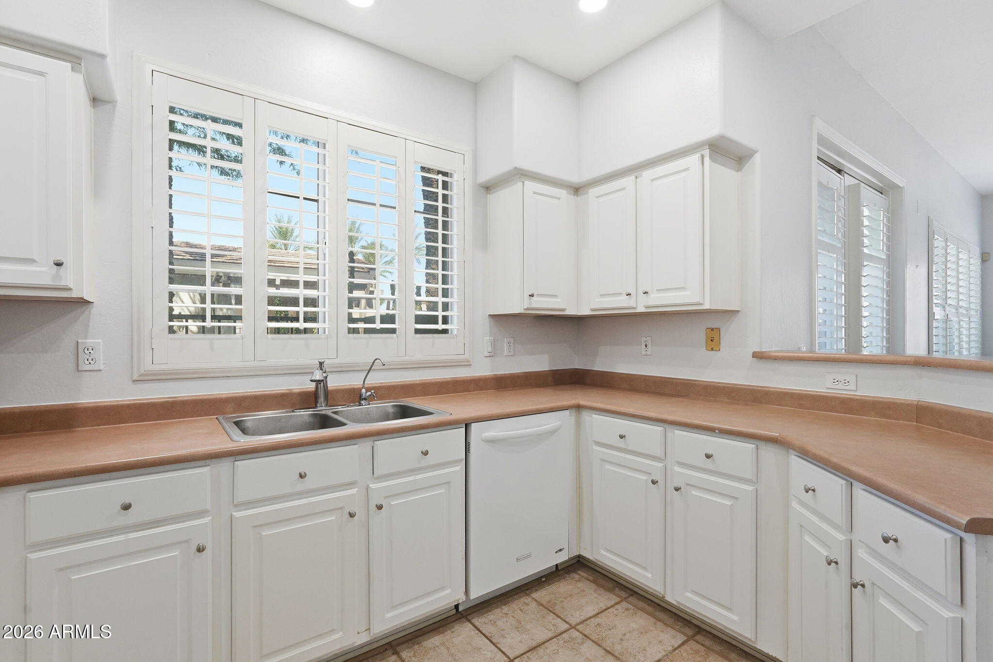 8180 E SHEA Boulevard 1006