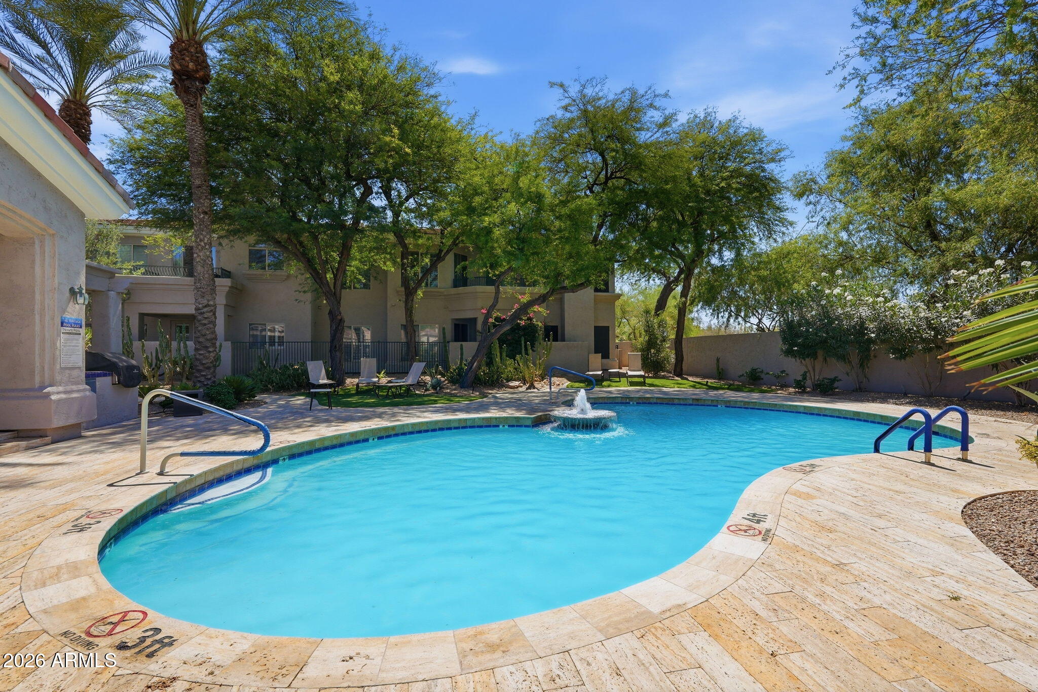 8180 E SHEA Boulevard 1006