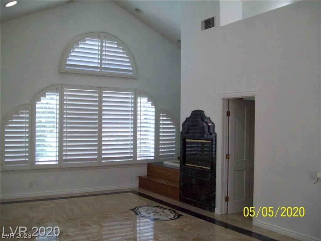 3047 Bel Air Drive