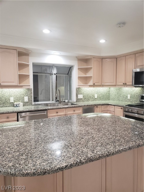 3047 Bel Air Drive
