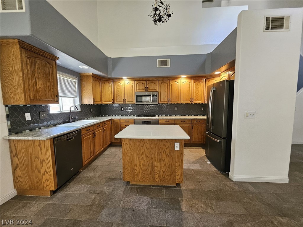 5070 Tara Avenue 120