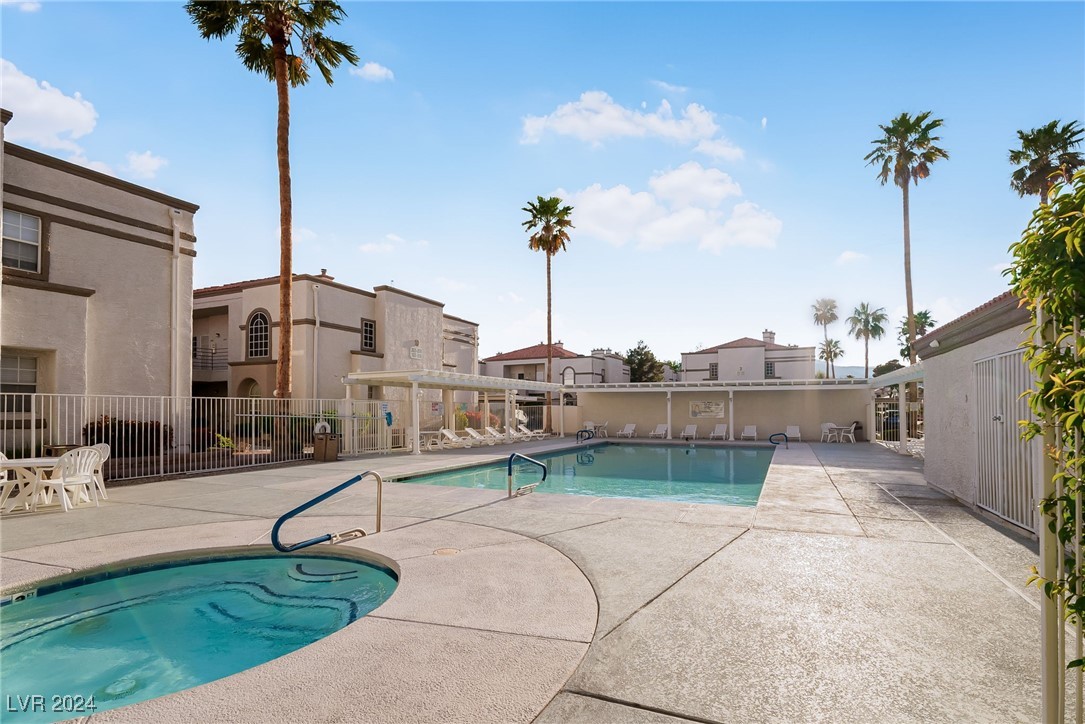 3125 North Buffalo Drive 2161