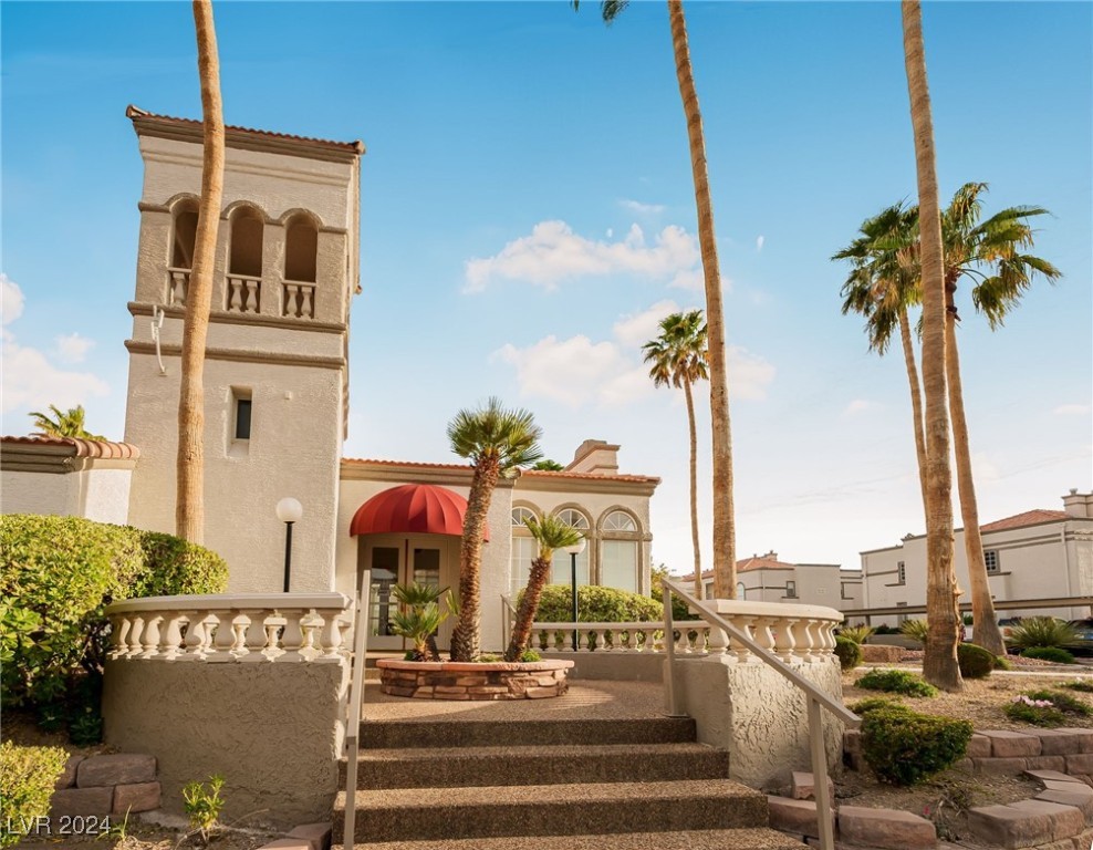 3125 North Buffalo Drive 2161