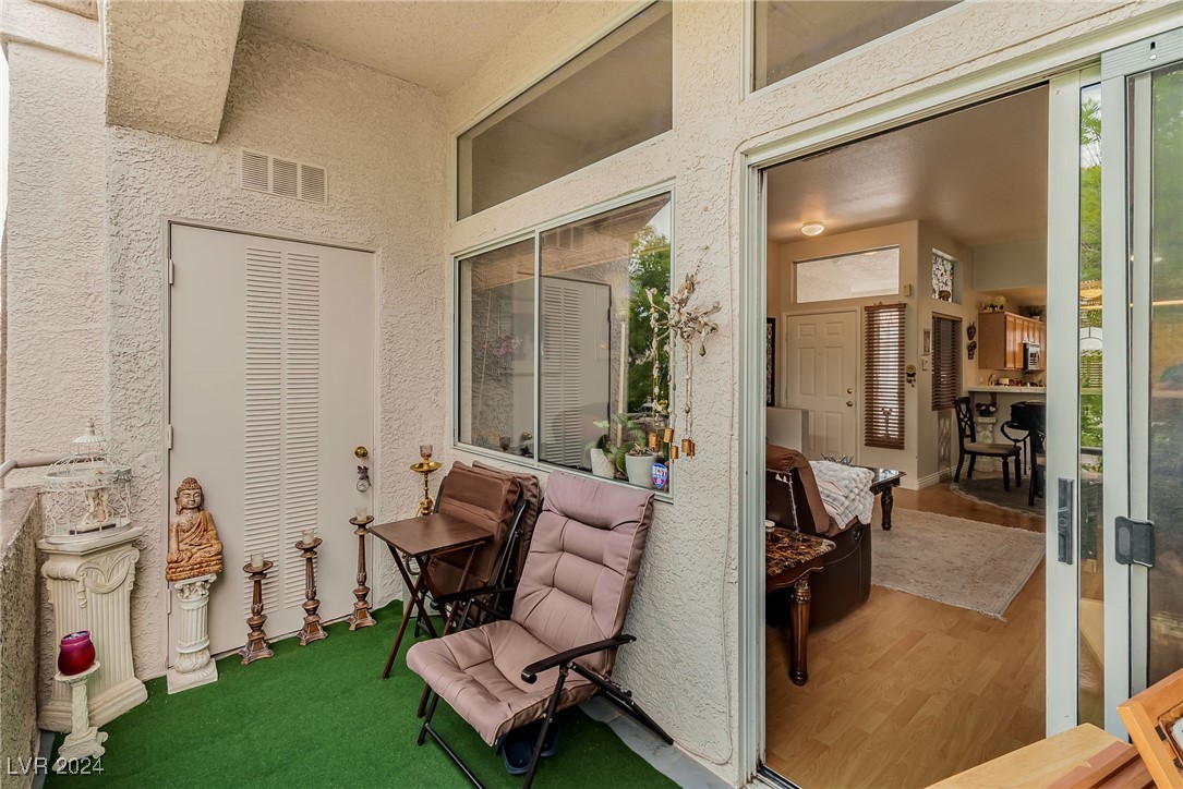 3125 North Buffalo Drive 2161