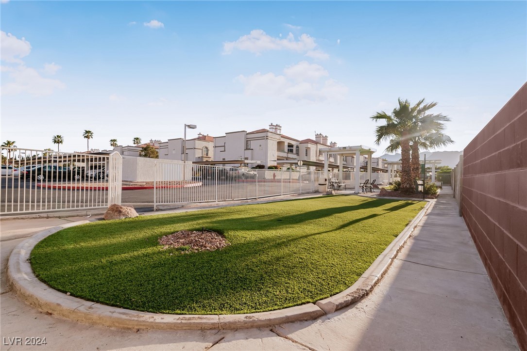 3125 North Buffalo Drive 2161