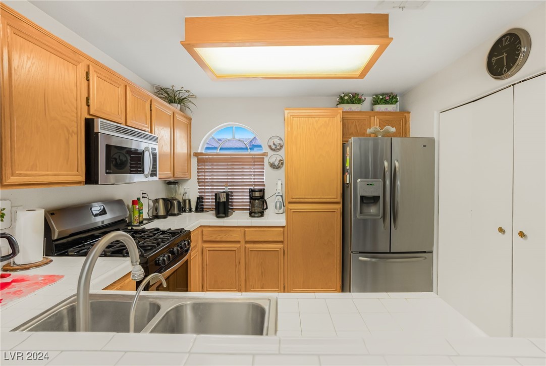 3125 North Buffalo Drive 2161