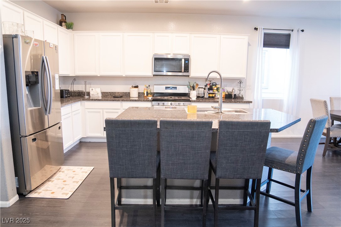 4178 Eagle Island Street