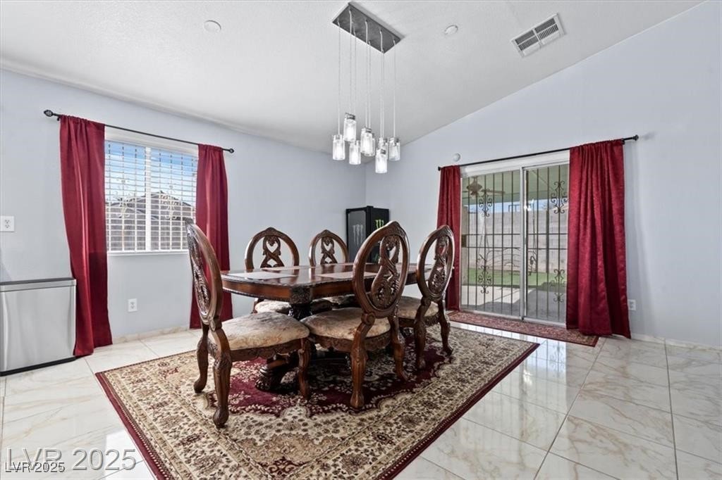 2419 Country Orchard Street