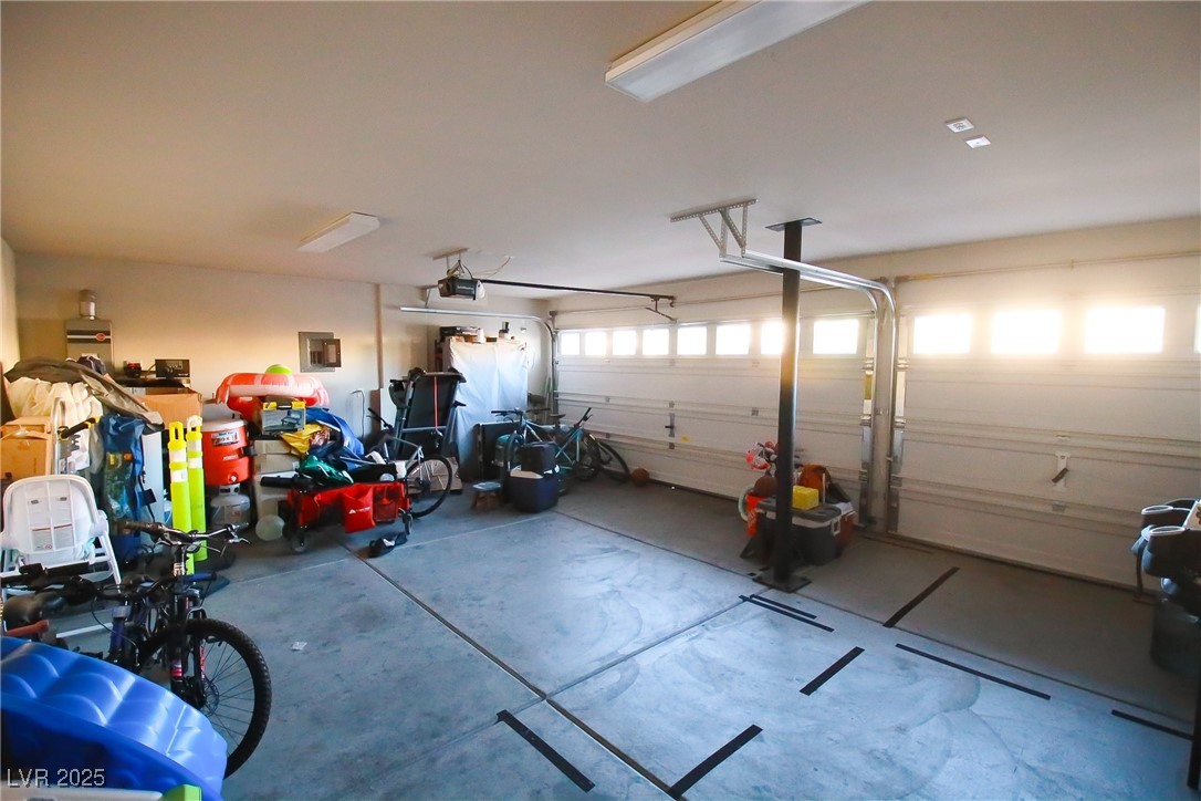 8525 Silver Coast Street