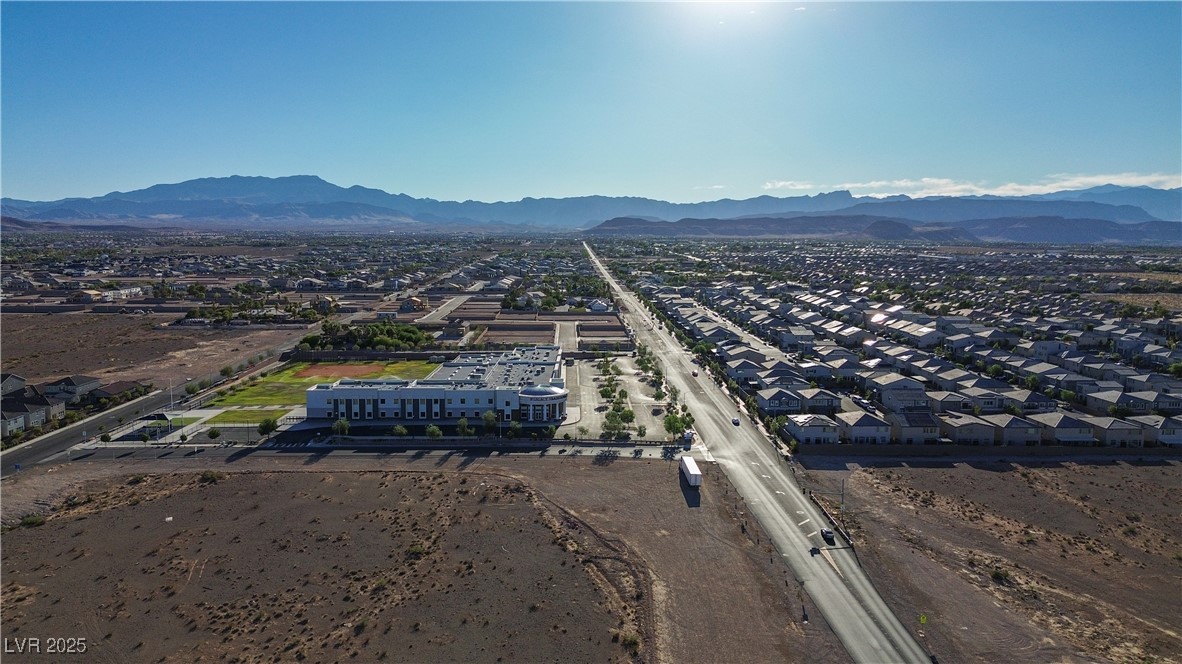 8525 Silver Coast Street