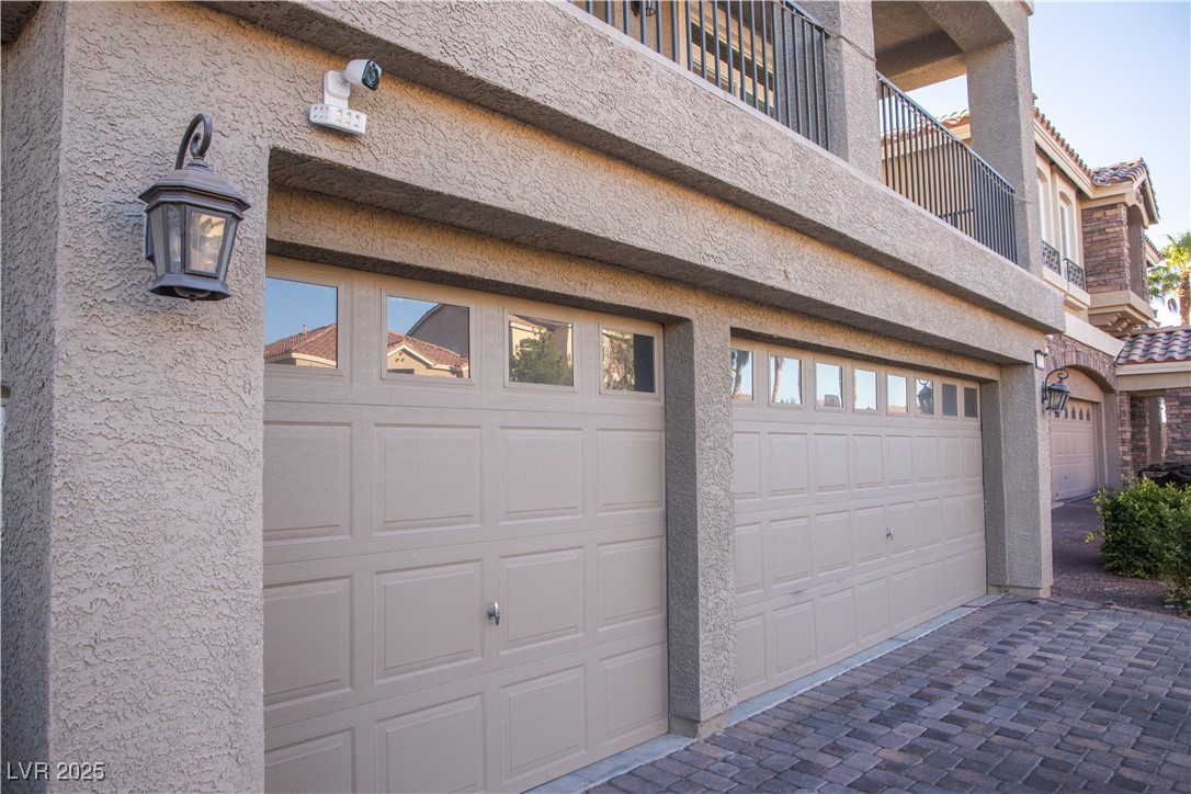 8525 Silver Coast Street