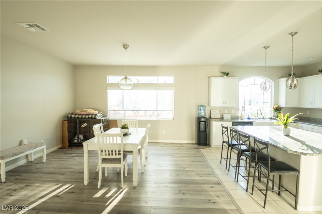 8525 Silver Coast Street