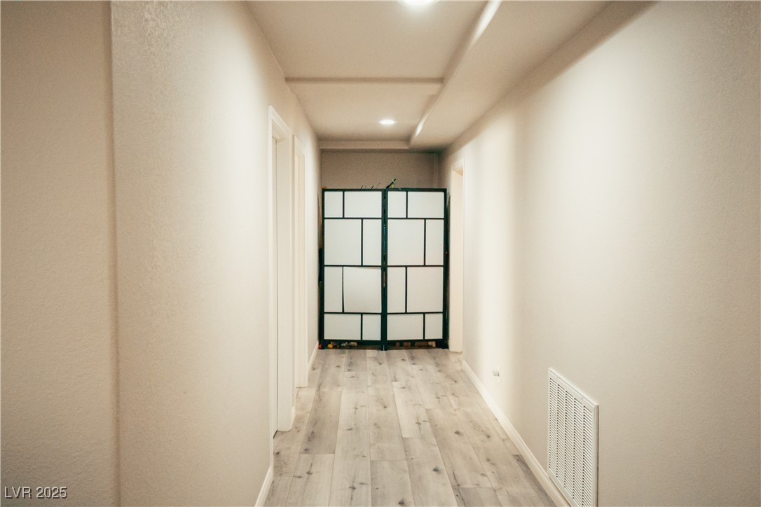 8525 Silver Coast Street