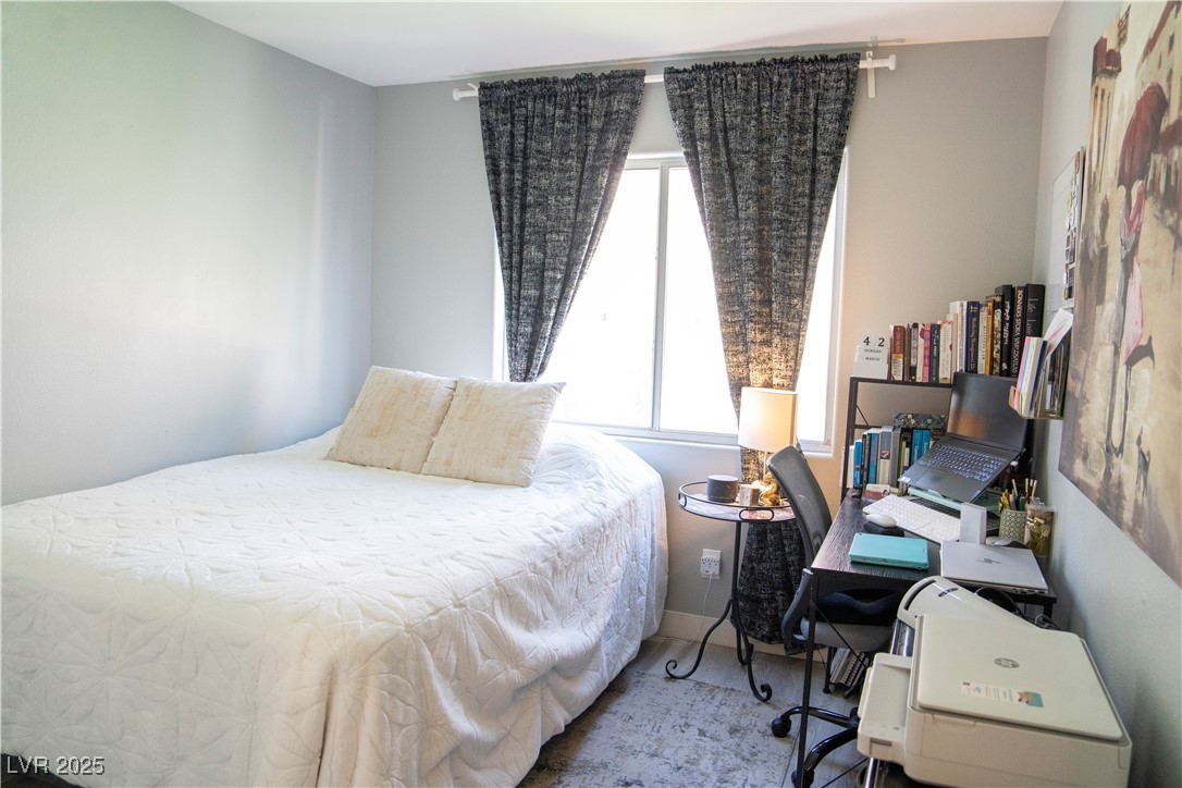 7233 Buglehorn Street