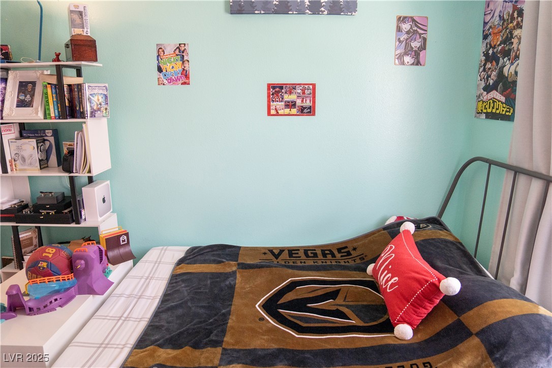 7233 Buglehorn Street