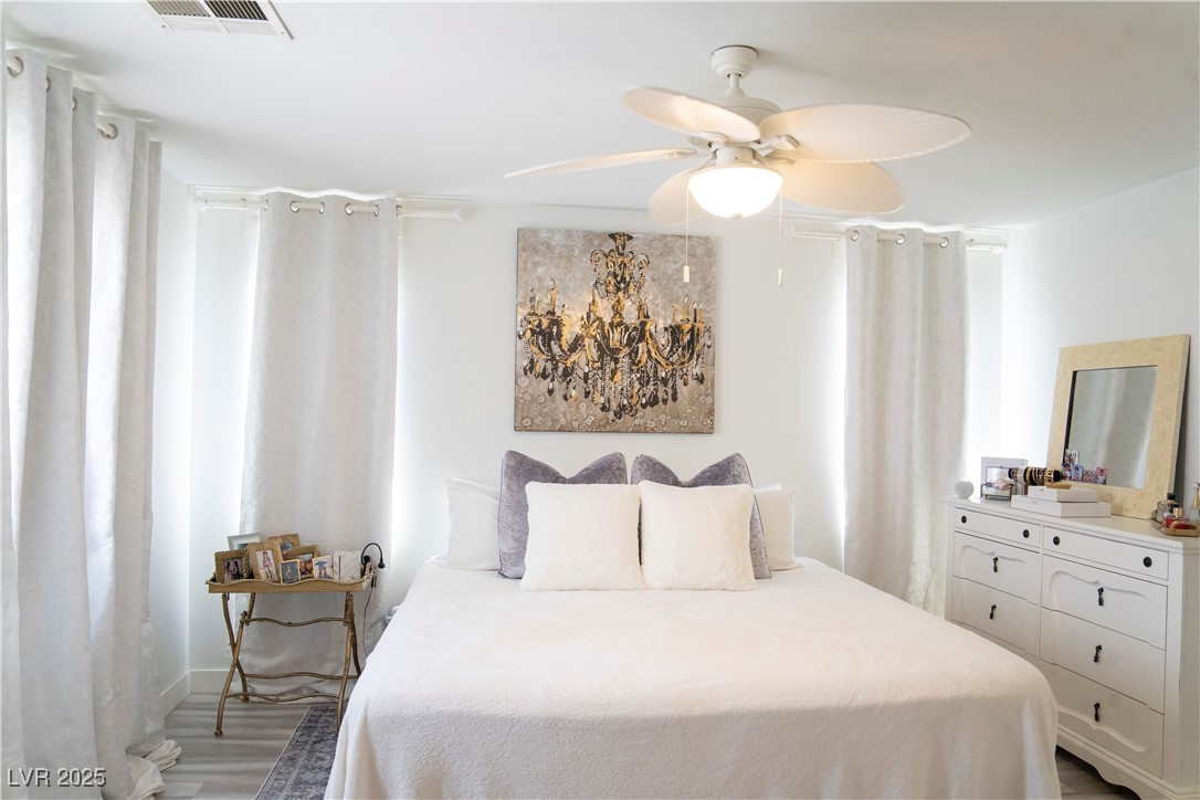 7233 Buglehorn Street