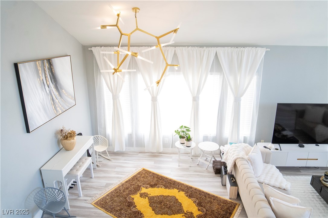 7233 Buglehorn Street