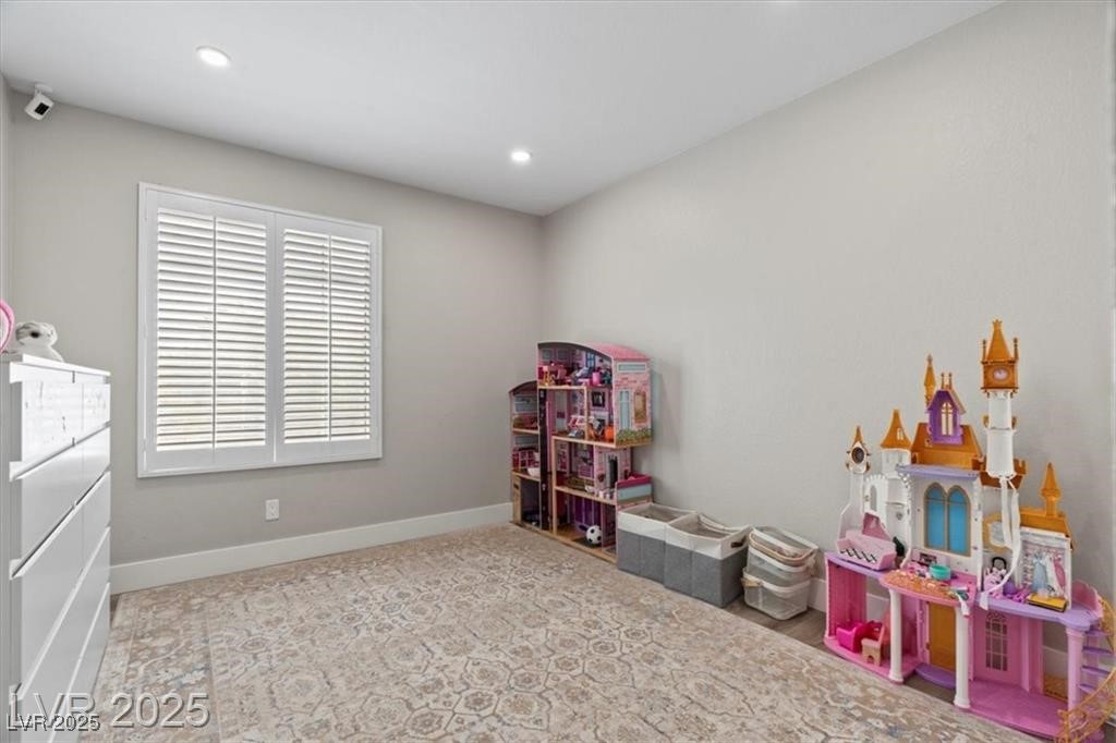 9416 Rolling Ridge Lane