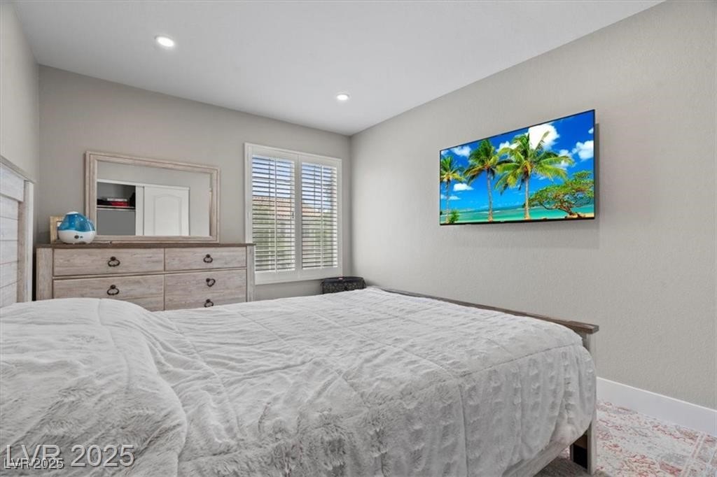 9416 Rolling Ridge Lane