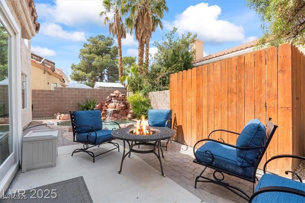 9416 Rolling Ridge Lane