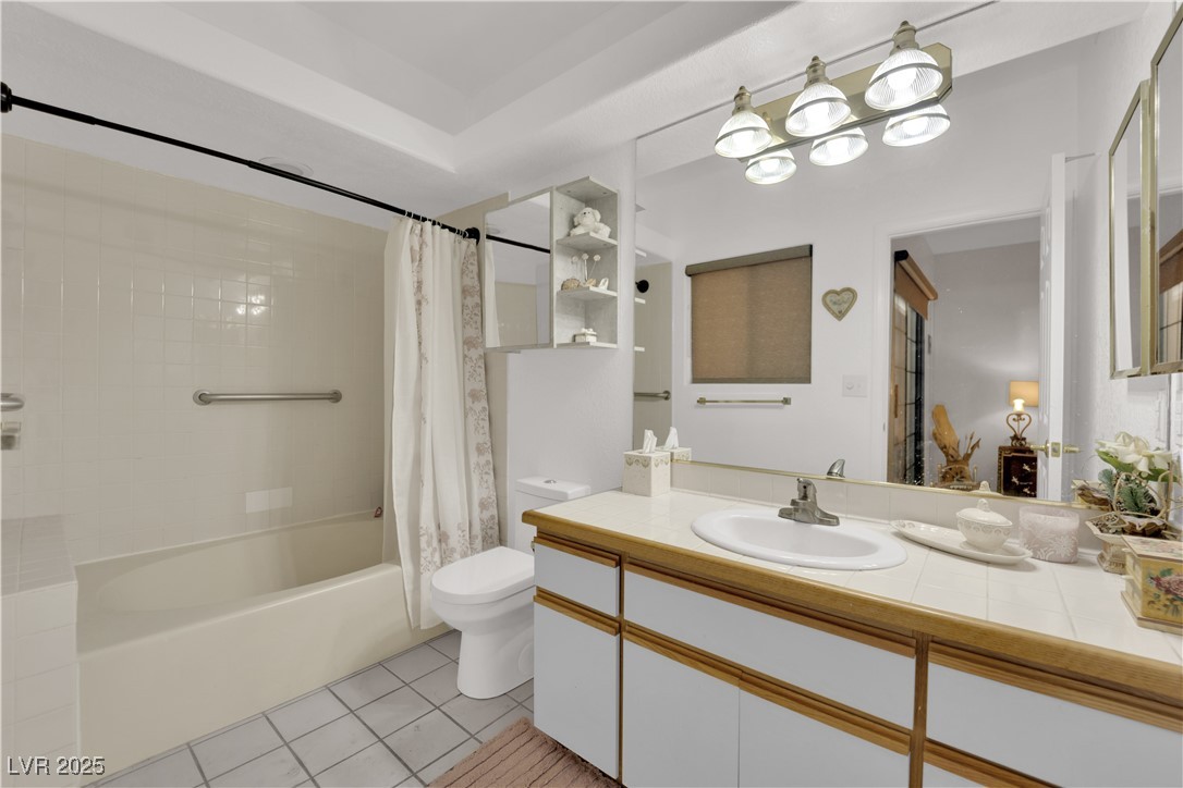 1419 Santa Margarita Street D