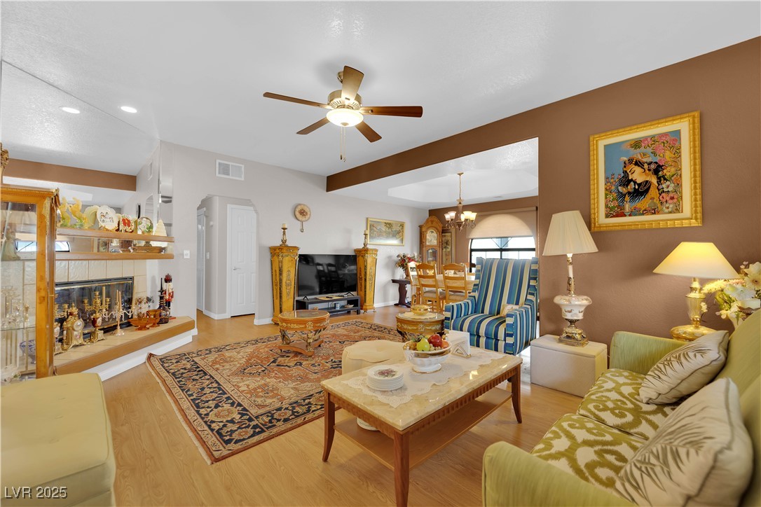 1419 Santa Margarita Street D