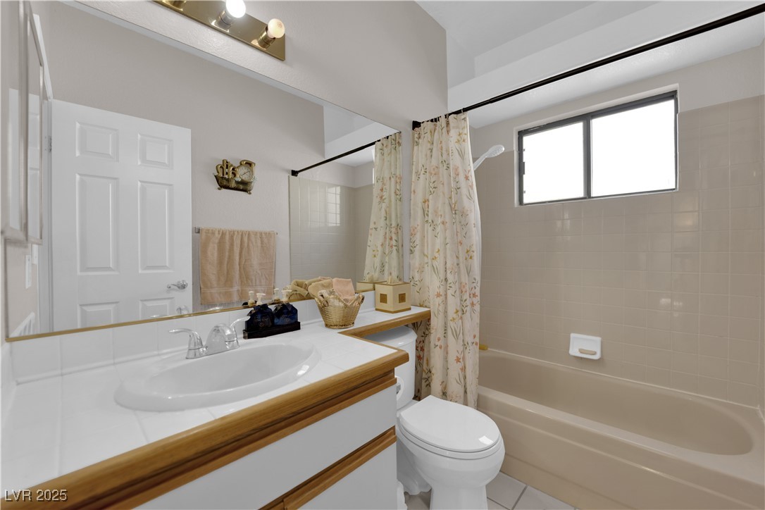 1419 Santa Margarita Street D