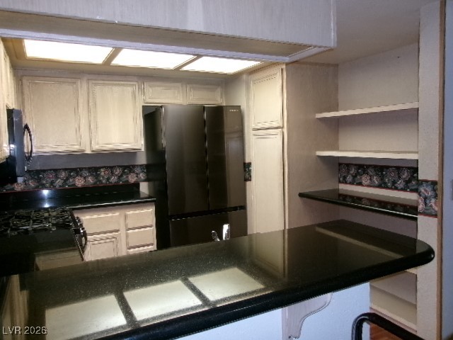 940 North Sloan Lane 201