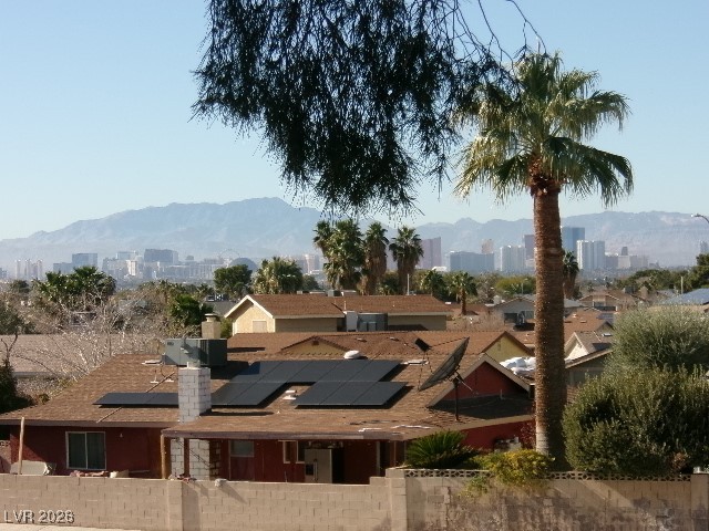 940 North Sloan Lane 201