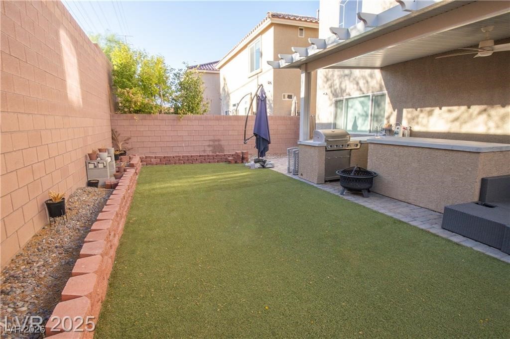 8525 Silver Coast Street