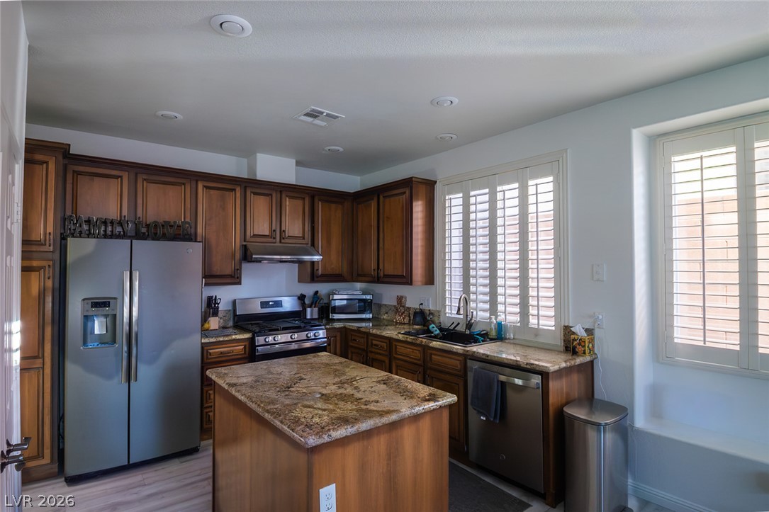 340 Summer Palace Way
