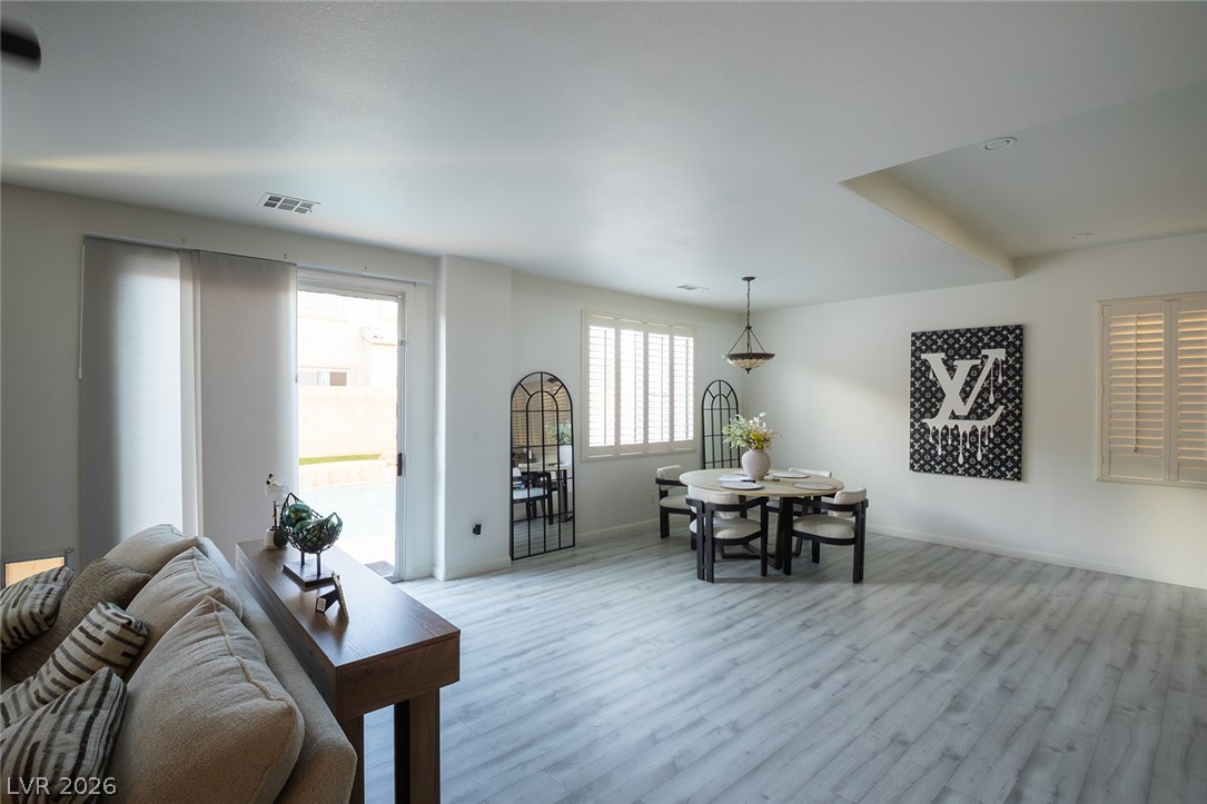 340 Summer Palace Way