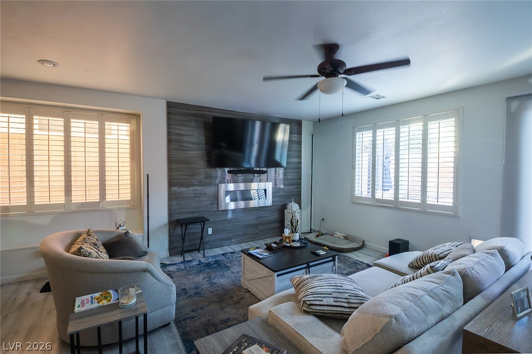 340 Summer Palace Way