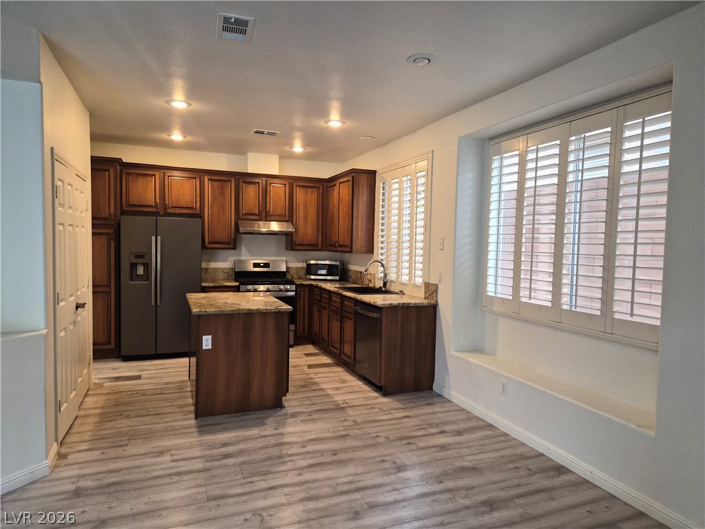 340 Summer Palace Way